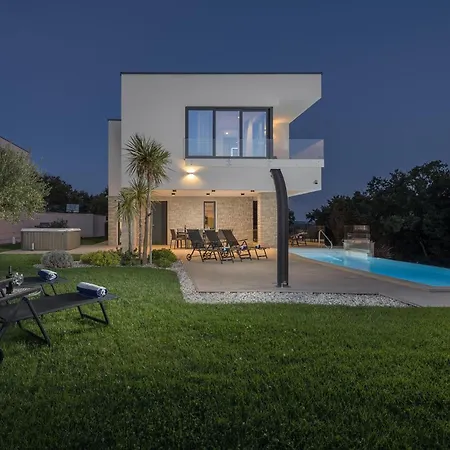 Cozy In With Wifi Holiday home Kastelir