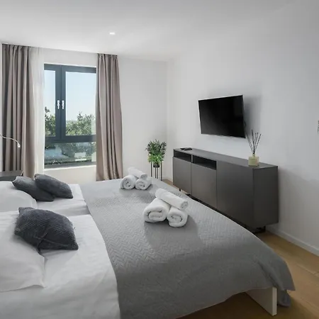 Holiday home Cozy In With Wifi Kastelir